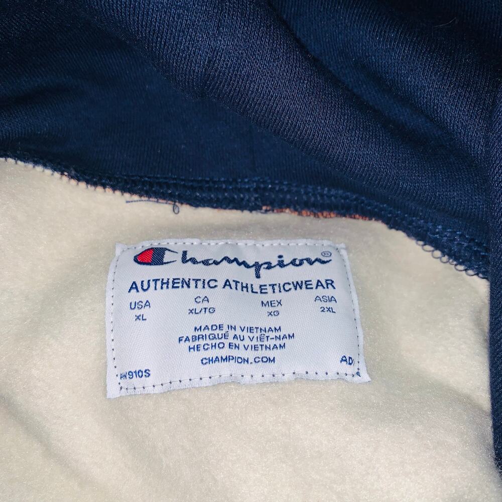 Champion camo hoodie size XL - Picture 9 of 10